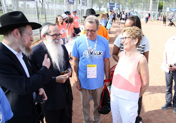 Premier-Wynne-speaks-with-participants-of-Torontos-UJA-Walk-with-Israel. UJA, Walk with Israel, United Jewish Appeal, Wynne, Ontario Premier